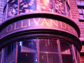 Ollivander's Wand Shop - Warner Bro's Studio Tour, London